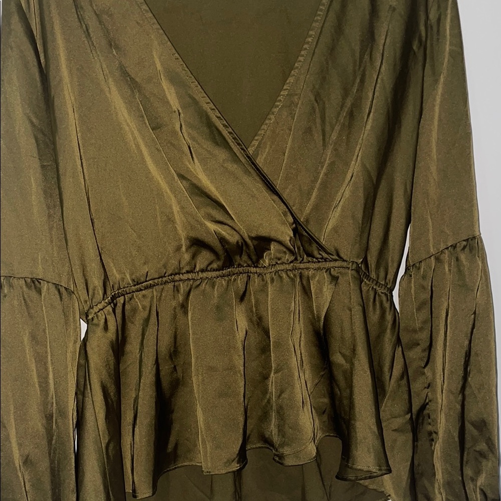 Guess Green Wrap Peplum Blouse Long Sleeve - Picture 3 of 4